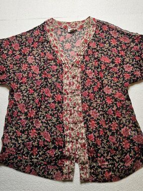 Converse One Star sheer floral multicolored blouse - size Medium